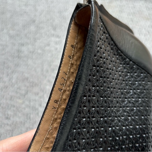 Authentic Ferragamo Black Stiletto Sandals - Picture 7 of 10